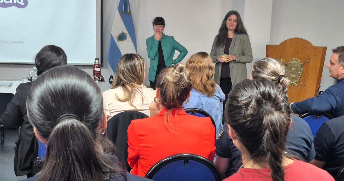 Culminan formaciones de docentes e instructores del Instituto Policial