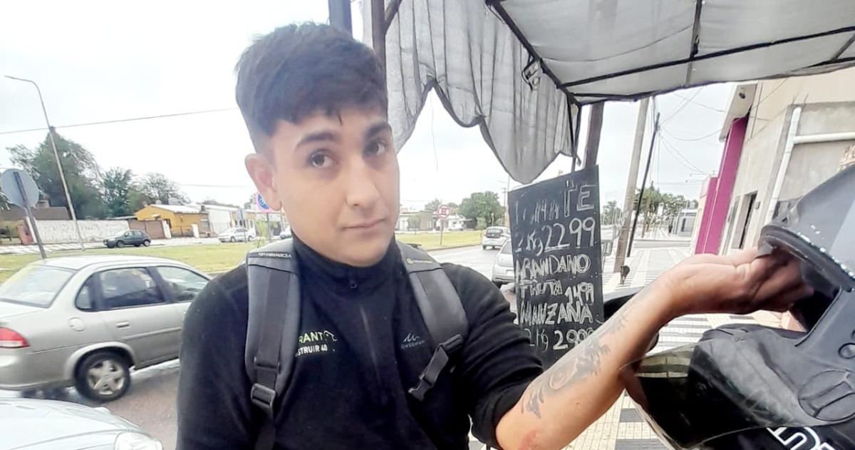 Maxiliano Sayago embestido por un camión del EMHSU que se cruzó de carril