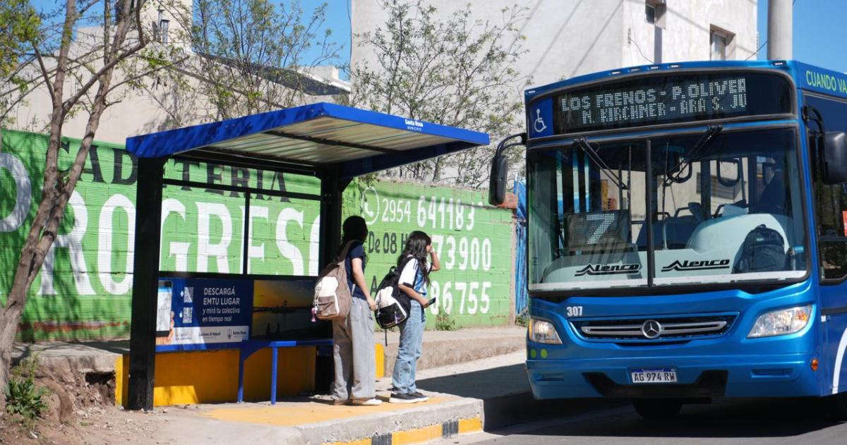 Nuevas garitas para mejorar la experiencia de los usuarios en Santa Rosa