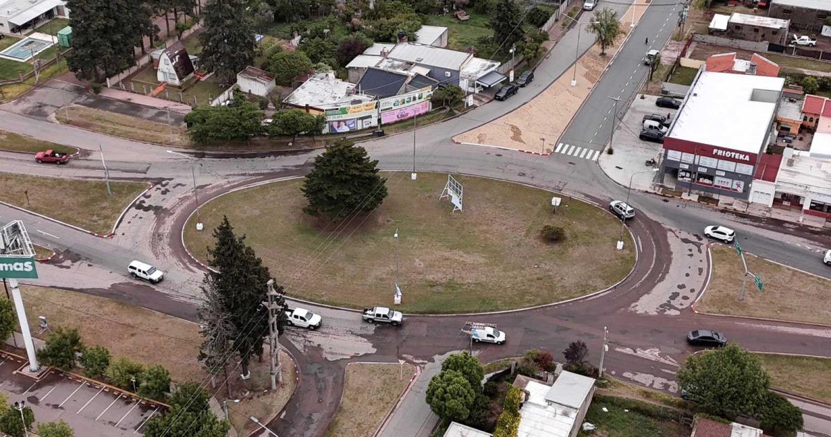 Cortes de traacutensito por obras en la rotonda Av Peroacuten y Felice en Santa Rosa