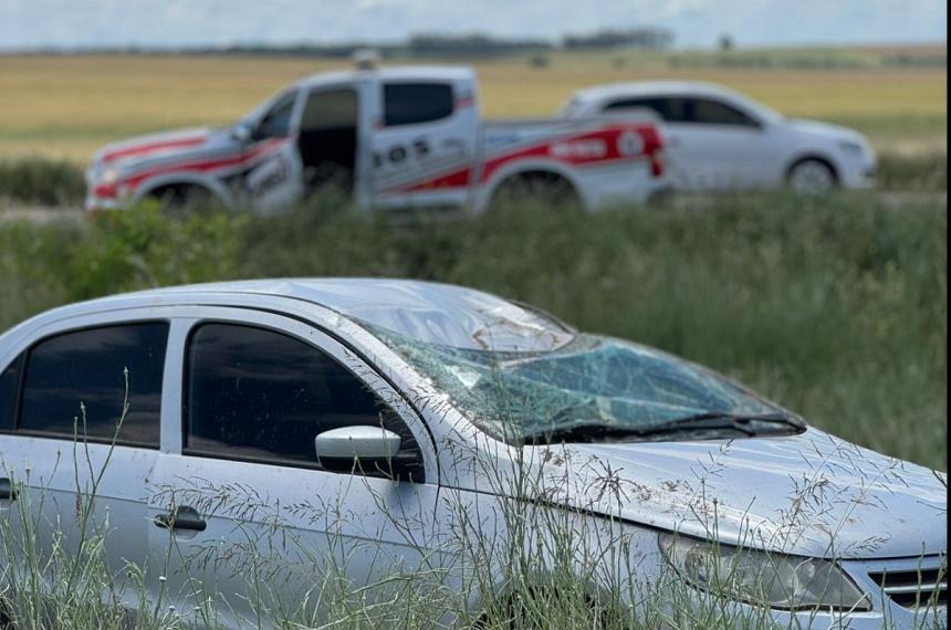 Un auto despistoacute y volcoacute en la Ruta 18 pero su conductora resultoacute ilesa
