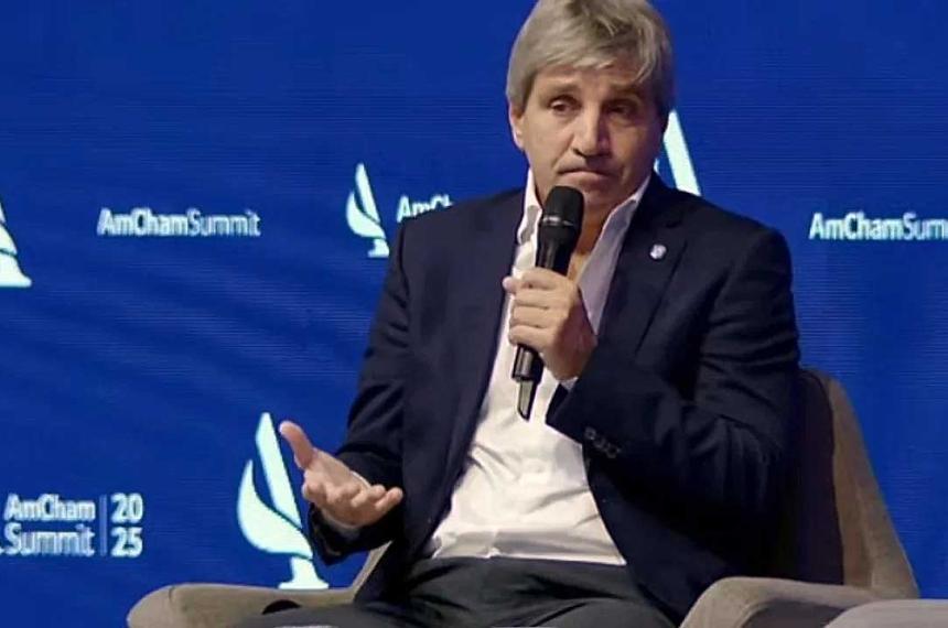 Luis Caputo aprovechó su paso por Nueva York para reunirse con inversores