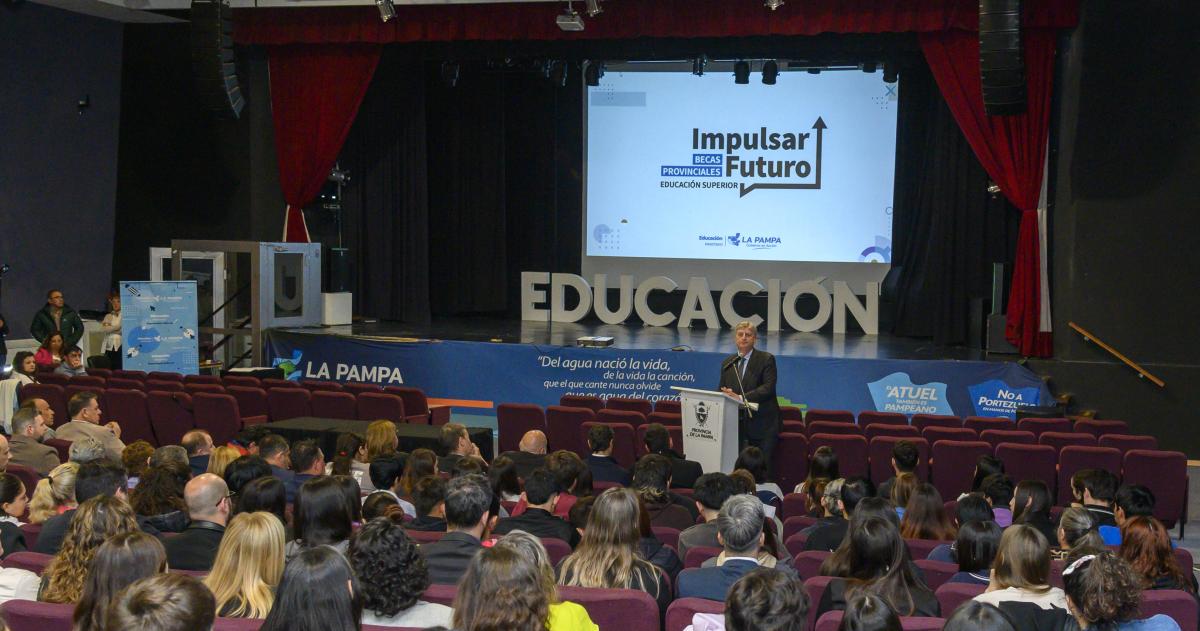 Becas Impulsar Futuro- unos mil joacutevenes anotados