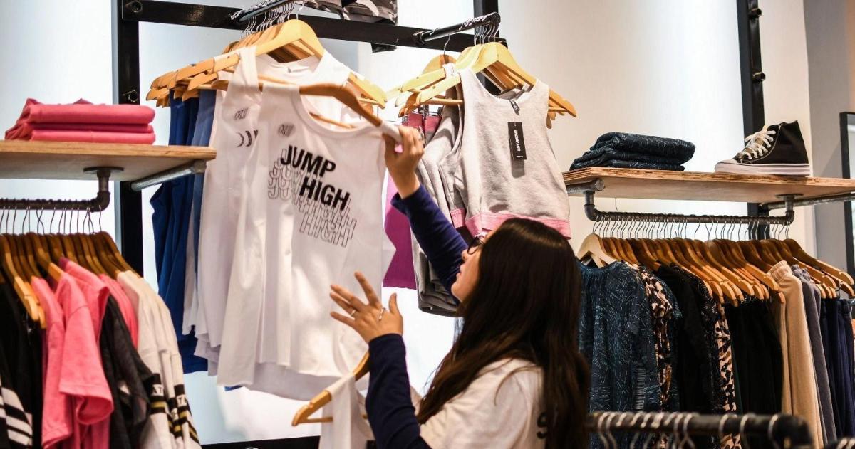 La mayoría de los rubros registró caídas interanuales