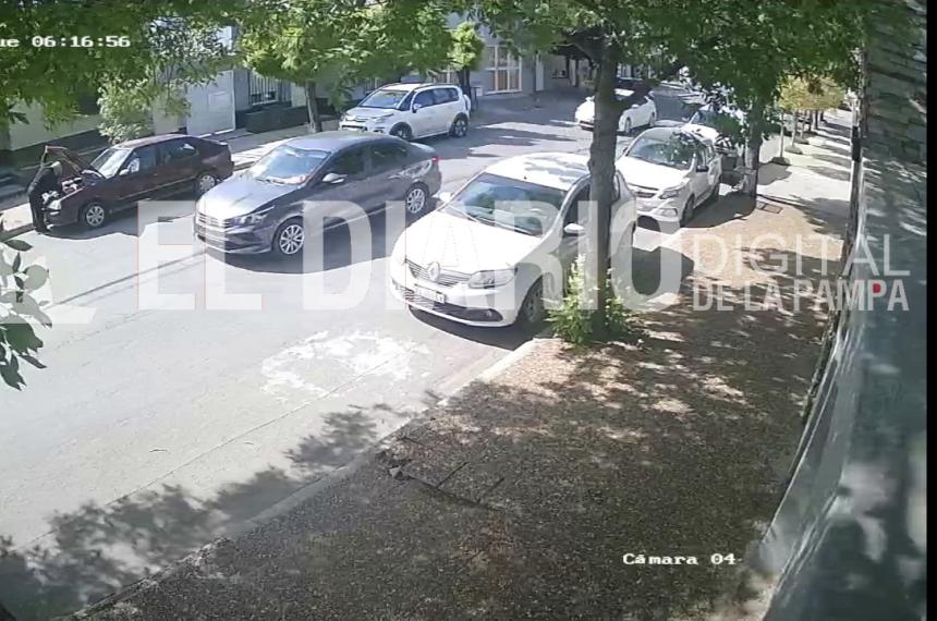 El Fiat Cronos de color gris oscuro que busca la policía