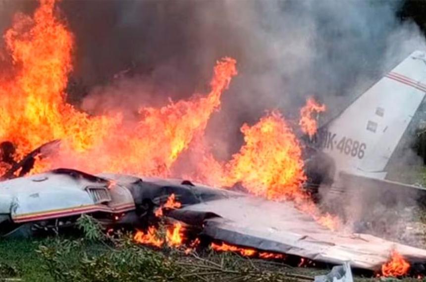 Tragedia aeacuterea en Colombia- murieron tres funcionarios de la Registraduriacutea Nacional