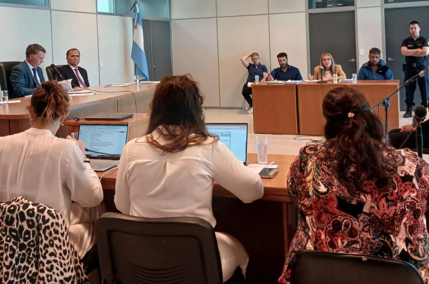 Vino mi papaacute y le pegoacute a mi mamaacute