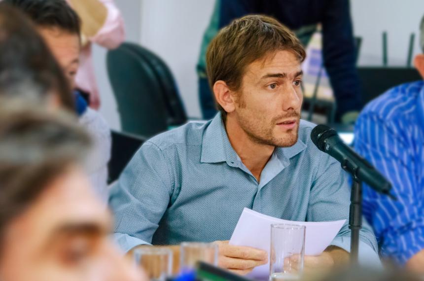 Interna en la UCR- Torroba advierte que no se puede armar un frente improvisado