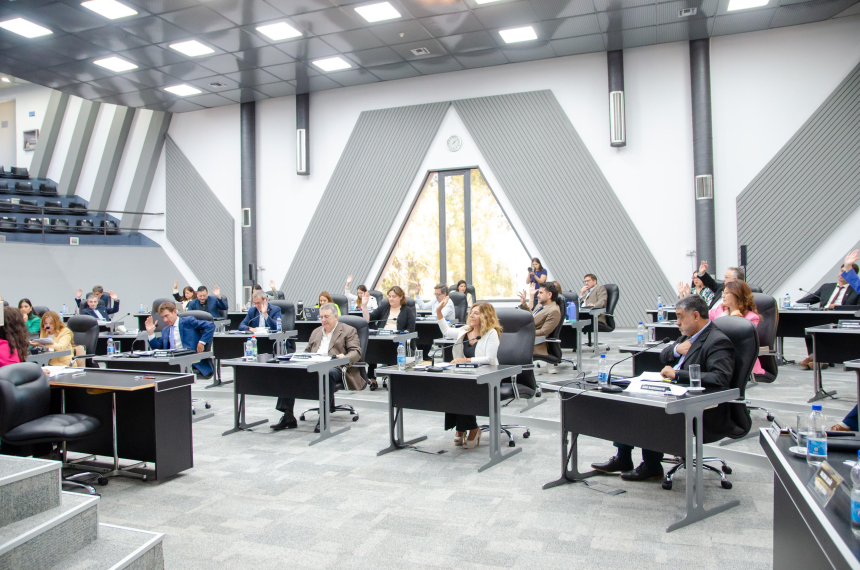 La Legislatura provincial sesionó este jueves