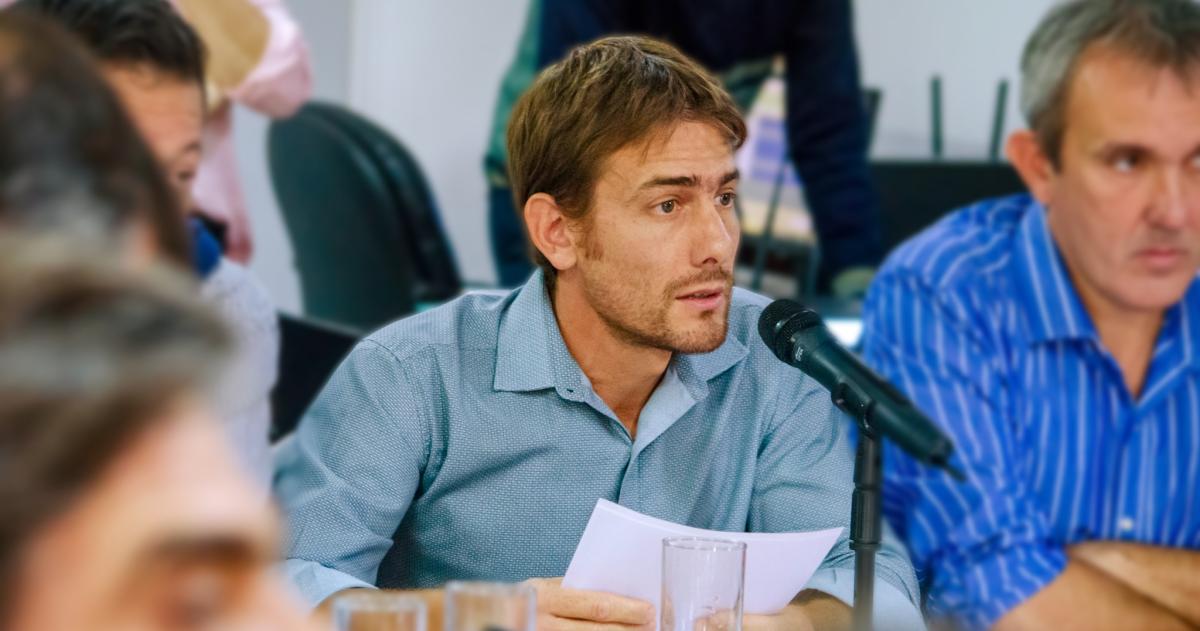 Interna en la UCR- Torroba advierte que no se puede armar un frente improvisado