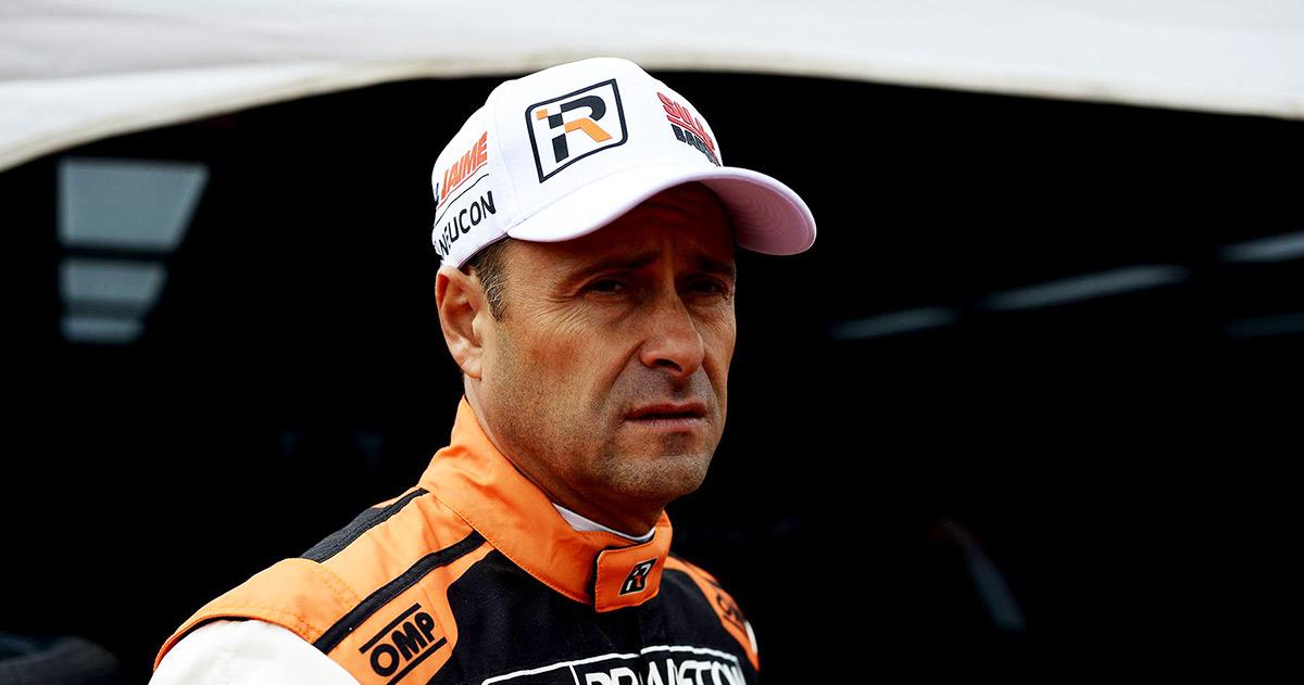 Christian Ledesma uno de los que llevar su Camaro por las calles de Santa Rosa (ACTC)