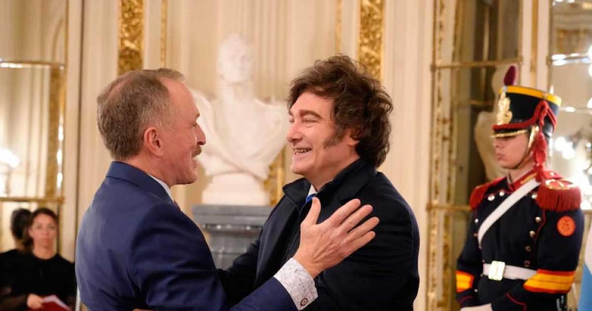 El embajador de EEUU celebroacute el acuerdo- Nunca estuvimos tan juntos