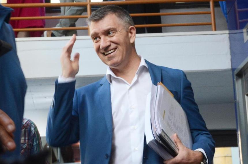 Bisterfeld defendioacute el presupuesto equilibrado y sin deudas en medio de la incertidumbre