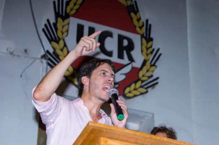 Buscan un consenso con Berhongaray presidente e intendencias de respaldo