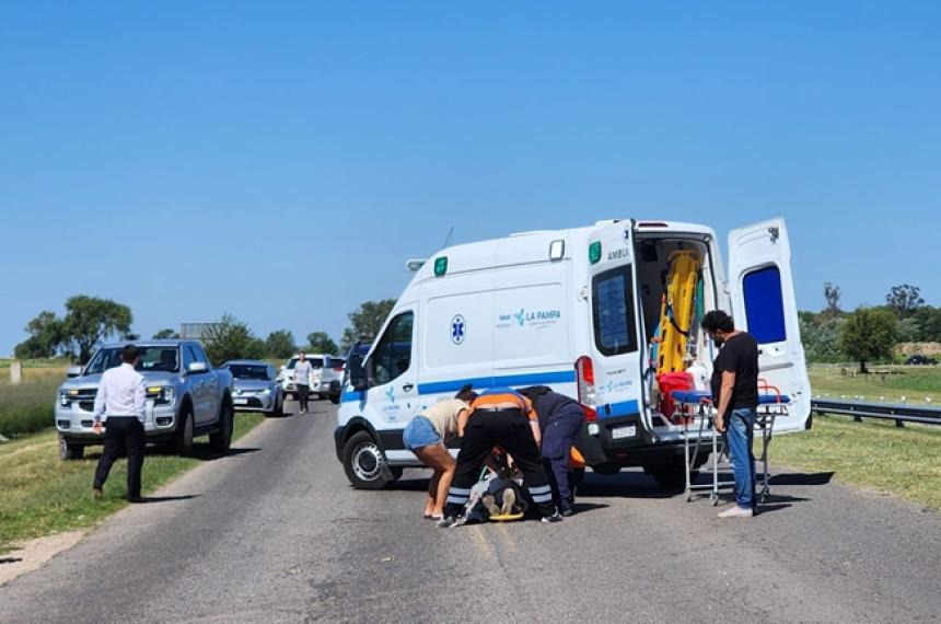 La mujer fue asistida por personal del SEM y trasladada al Hospital Centeno