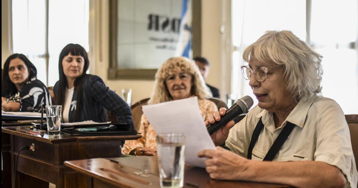 Reclamaron por el desmantelamiento de poliacuteticas de geacutenero