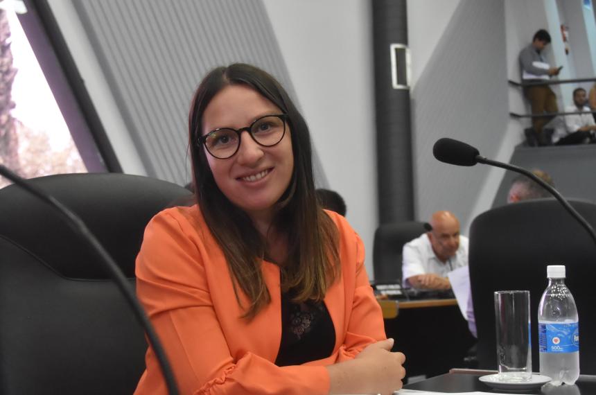 Agustina García integra el grupo de intendentes de la UCR que reclama espacios en el partido