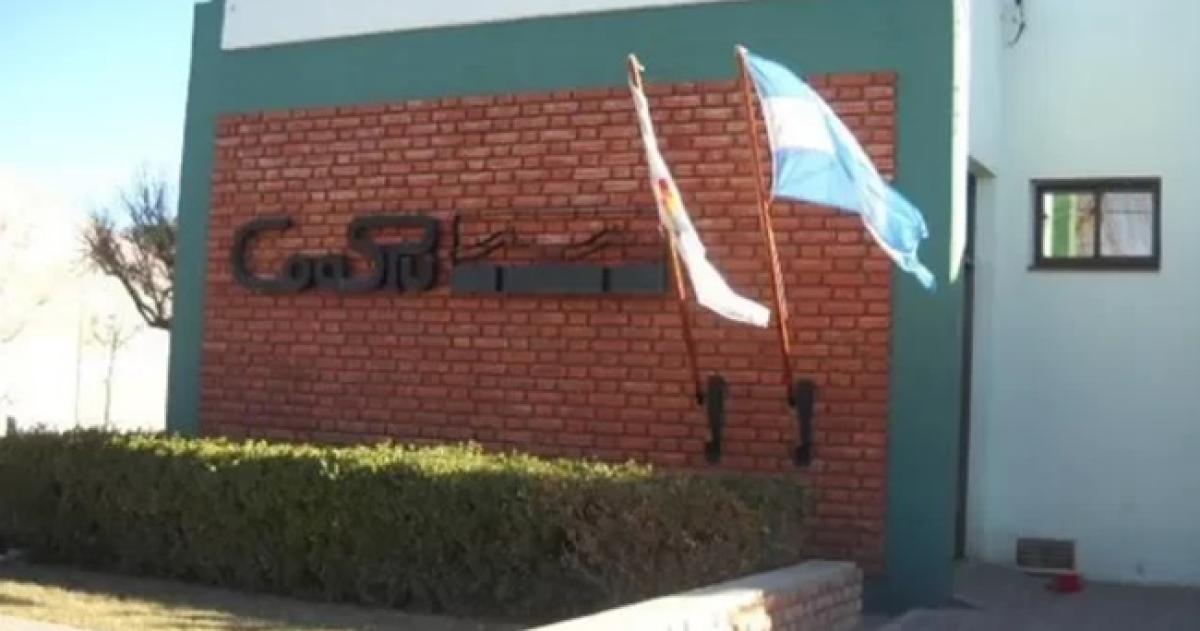 La COOSPU le cortoacute la luz a Refipampa por deudas pero debioacute reconectarla por orden judicial