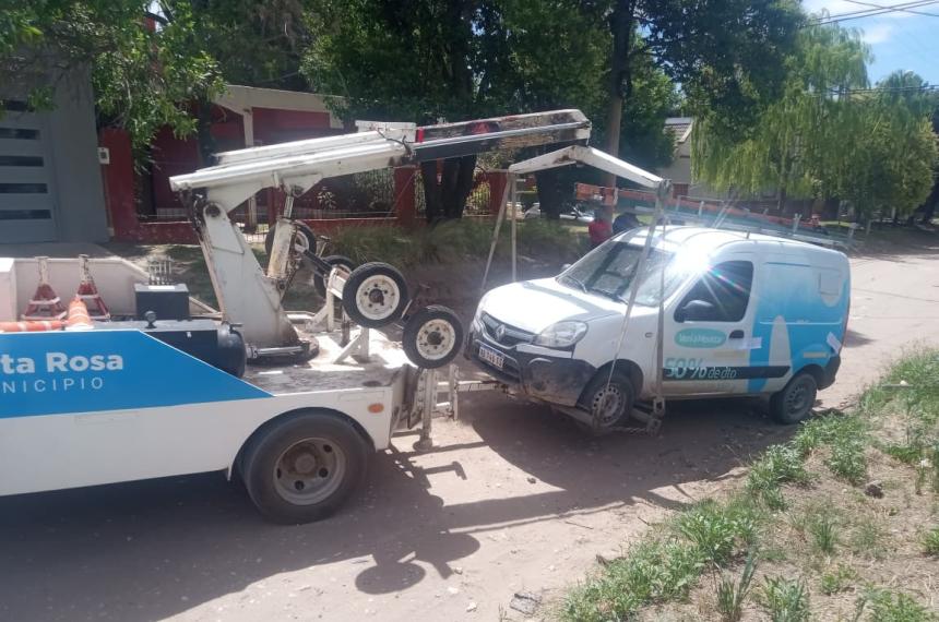 El vehículo de movistar secuestrado por el municipio santarroseño