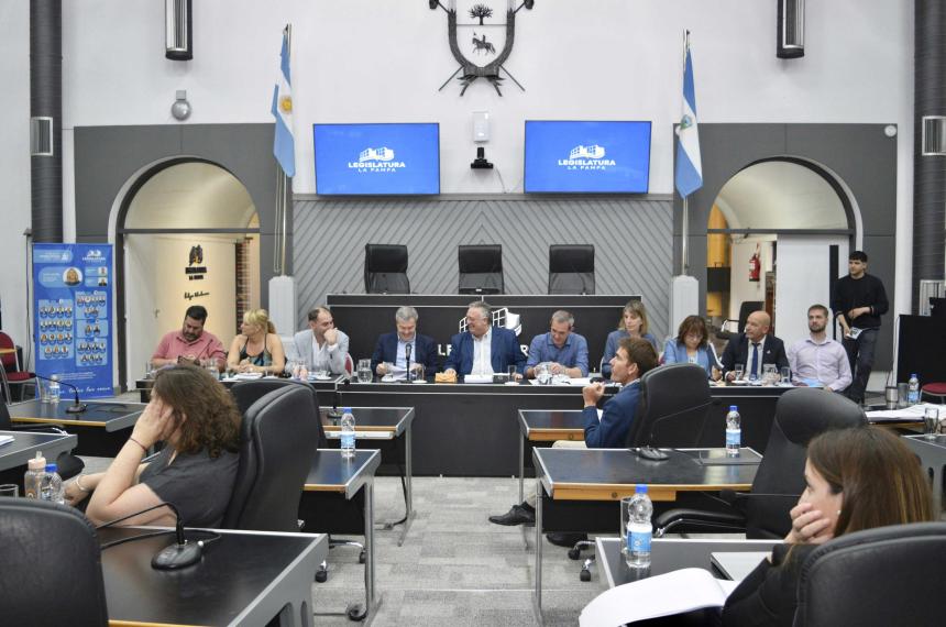 La provincia refuerza la ayuda a sectores vulnerables y absorbe el costo del desfinanciamiento de programas nacionales