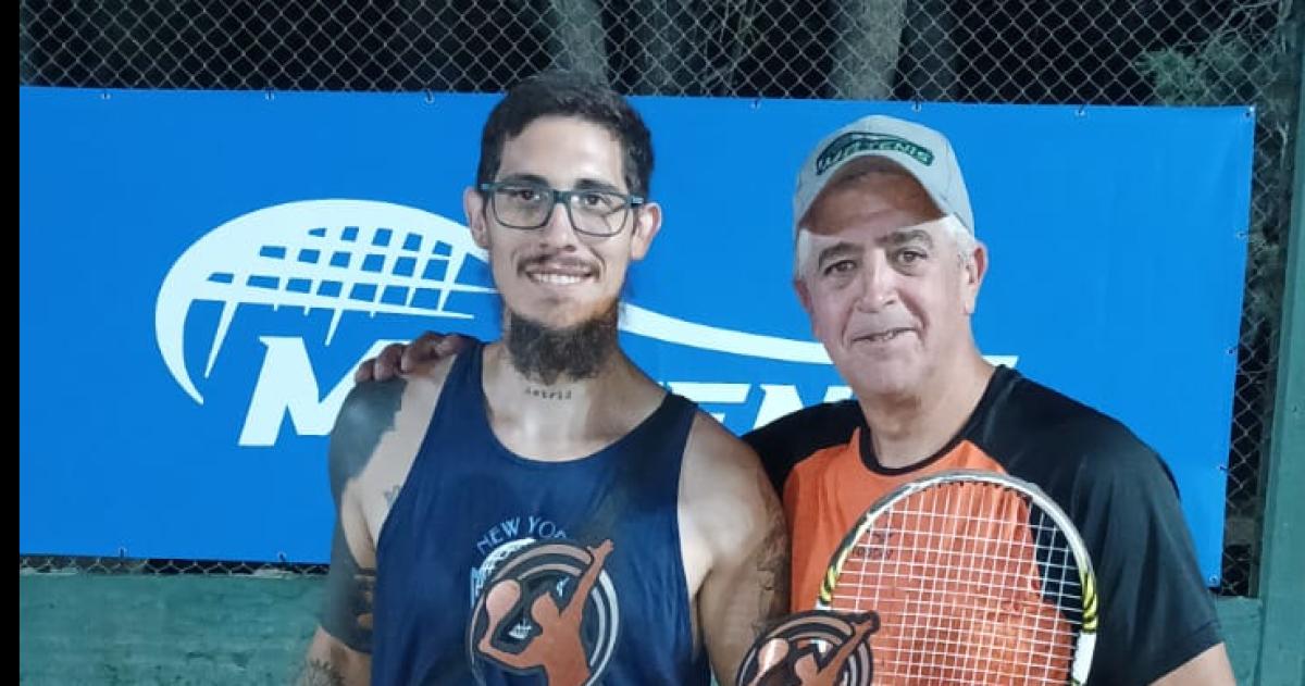 Los finalistas en MB Tenis