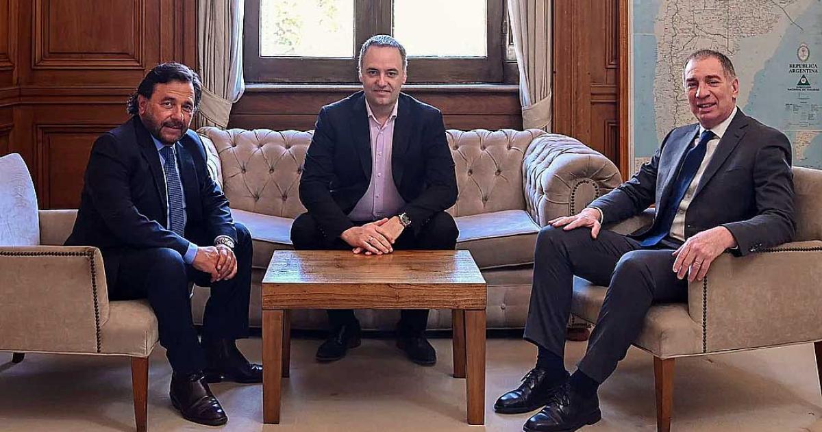 Gustavo Senz uno de los gobernadores que ya se reunió con Santilli y Adorni