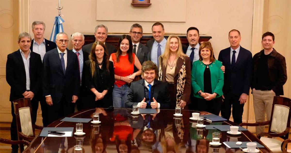 La mesa poliacutetica de Milei analizoacute apoyos y definioacute la estrategia para asegurar el Presupuesto 2026