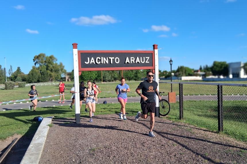 Ms de doscientos atletas y caminantes se dieron cita en Jacinto Arauz