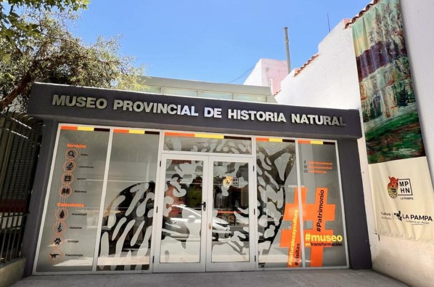 Exhiben valiosa coleccioacuten paleontoloacutegica en el Museo