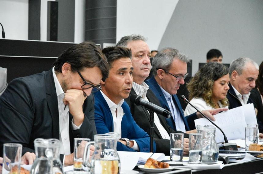 Presupuesto de Obras Puacuteblicas- uno de los que maacutes sufre la motosierra