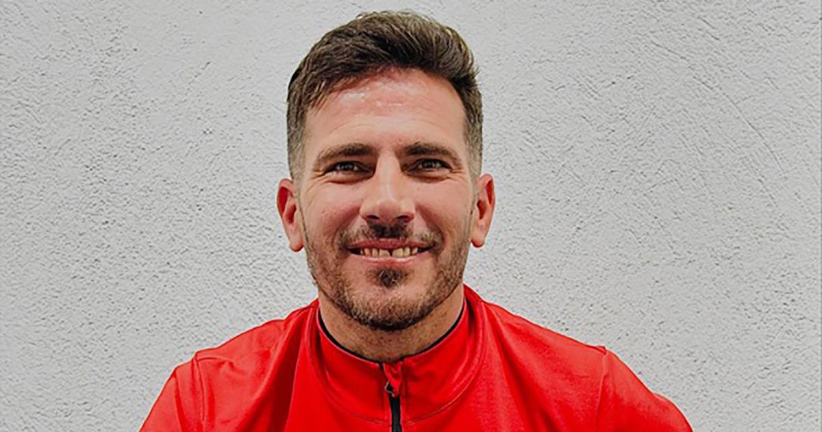 El santarroseño viene de dirigir a Leones del Norte que terminó ascendiendo