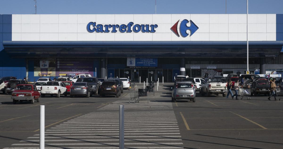 El dueño de Chango Ms ofertó para comprar la cadena de supermercados francesa Carrefour