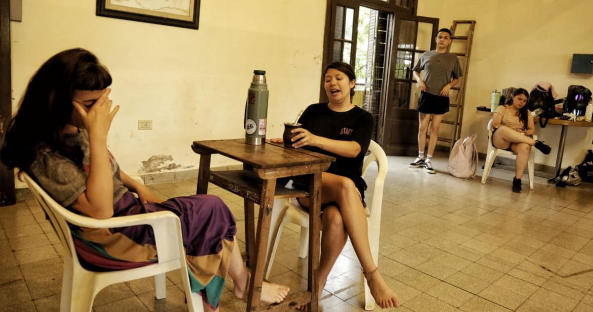 Teatro en movimiento- vuelve Dale a tu cuerpo alegriacutea y dopamina