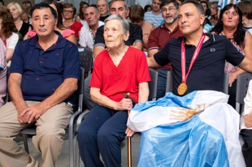 Ramón Martínez (a la izquierda) padre de Daniel falleció este viernes en Santa Rosa