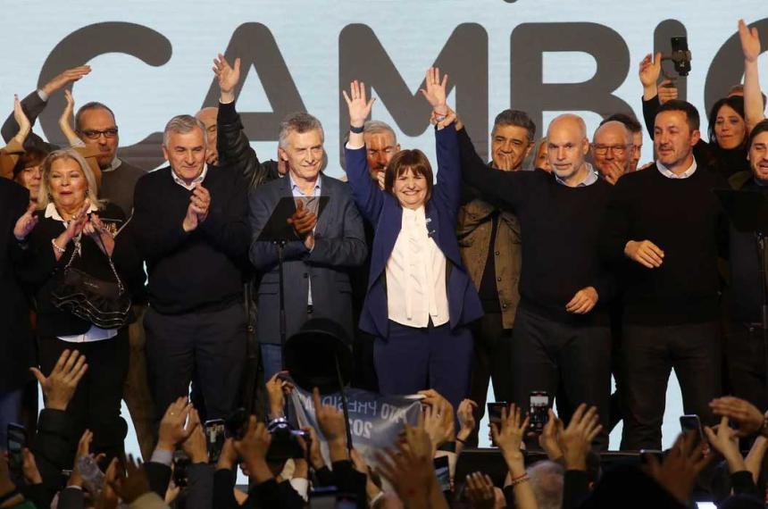 Macri junto a Bullrich y Rodríguez Larreta la noche de la interna de agosto de 2023