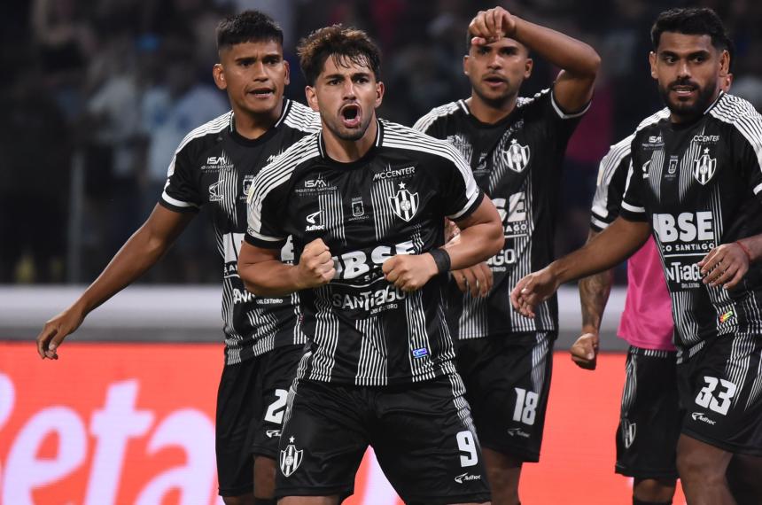 El Ferroviario lo dio vuelta y espera rival