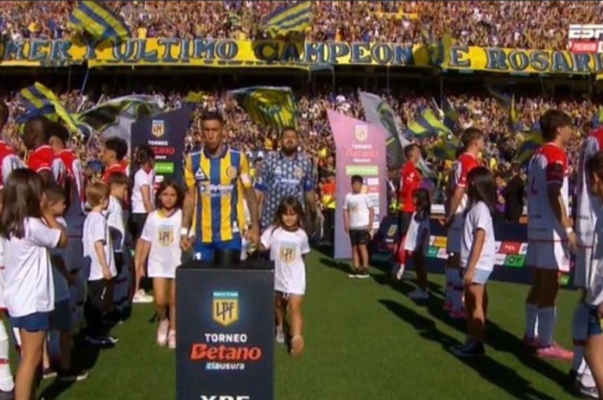 El gesto del Pincha se concretó justo antes del encuentro por la Liga Profesional