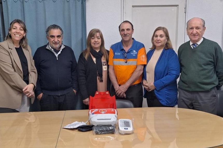 Entregaron equipamiento en establecimientos sanitarios de la Provincia