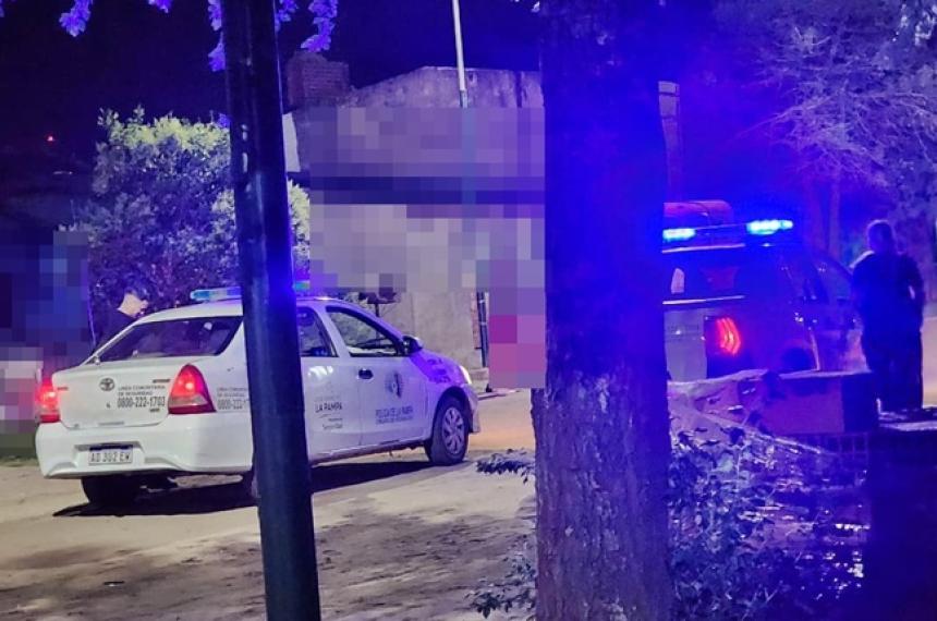 Un patrullero resultó dañado en el violento episodio