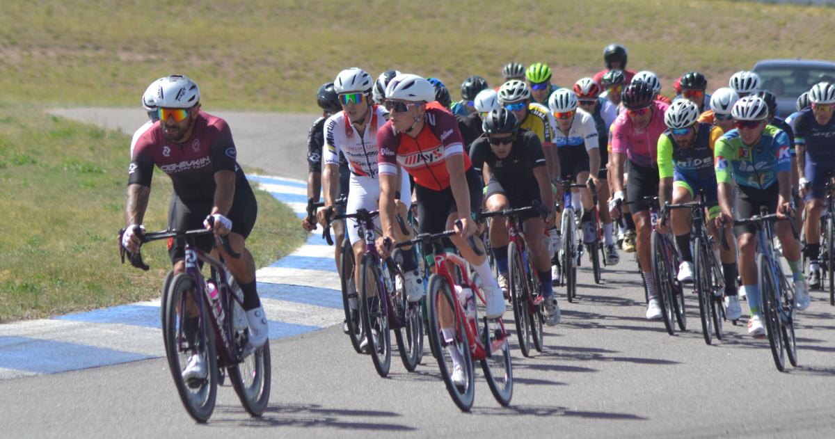 La categoría elite de hombres cerró la cuarta fecha con la victoria de Julin Barrientos