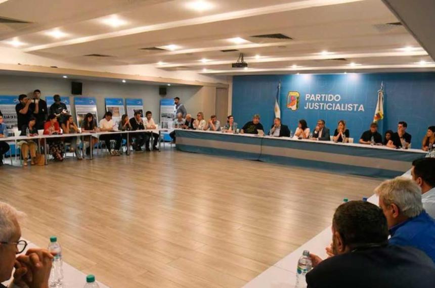 El peronismo aceptaraacute el debate y llevaraacute proyectos propios para discutir la reforma laboral