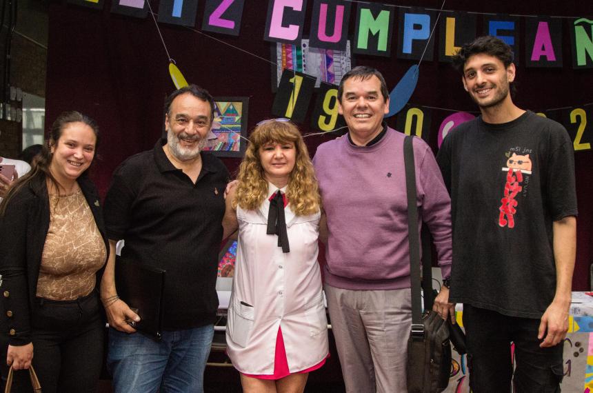 Festejos de la escuela portentildea que lleva el nombre Provincia de La Pampa