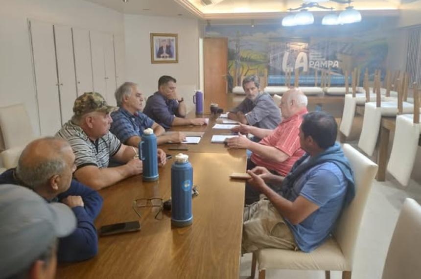 Luz y Fuerza destacoacute avances en la paritaria sectorial de la APE y pasoacute a cuarto intermedio