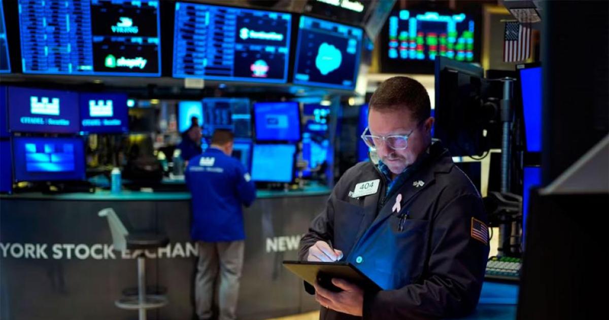 El doacutelar trepoacute a 1470 y las acciones avanzaron hasta 8-en-porciento- en una rueda volaacutetil