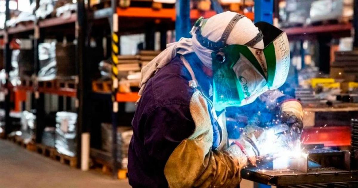 La actividad econoacutemica crecioacute 05-en-porciento- en septiembre y alcanzoacute su nivel maacutes alto en maacutes de dos antildeos