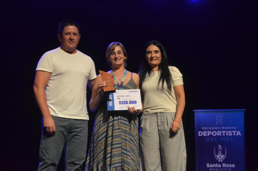 Evelyn Nowak la mejor de octubre