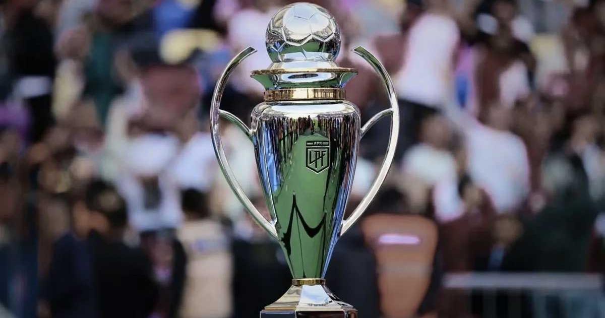 El trofeo que levantar el campeón del Torneo Clausura