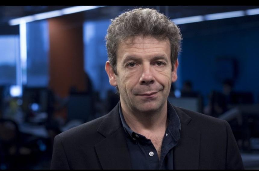 Martín Becerra especialista en medios políticas y sociedad