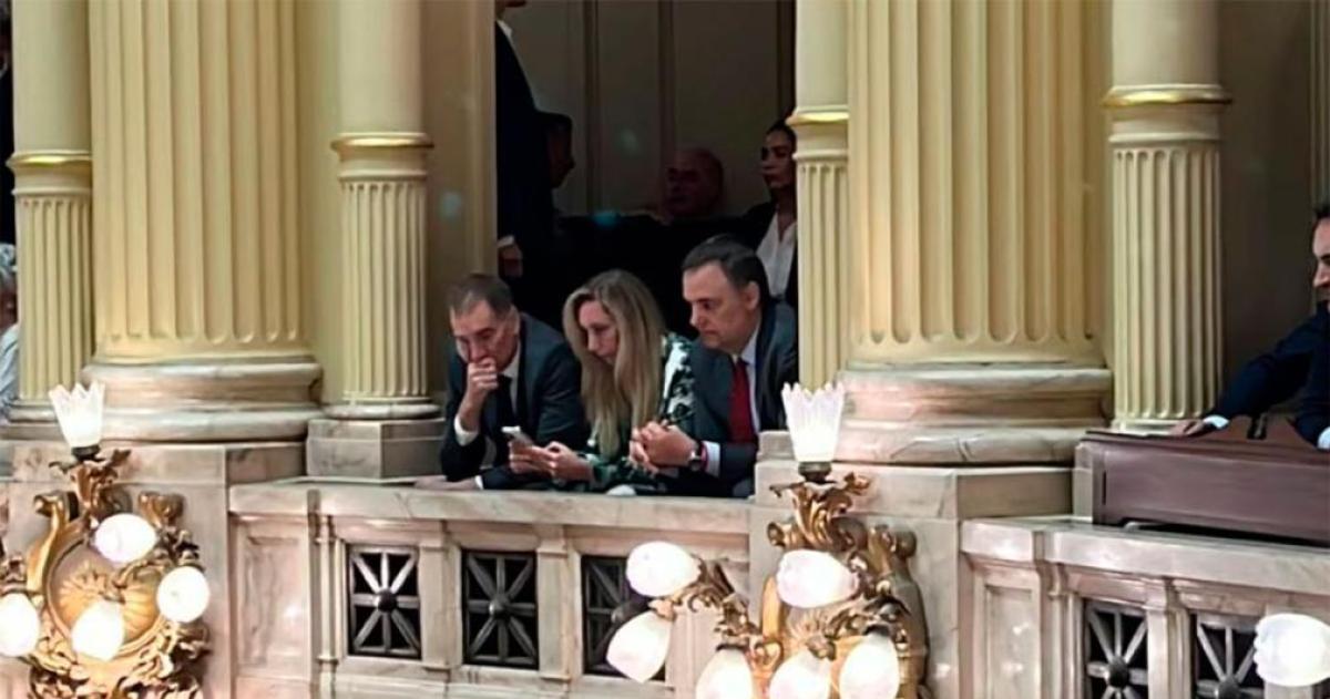 Cruce entre Karina Milei y Victoria Villarruel por un palco durante la jura en el Senado