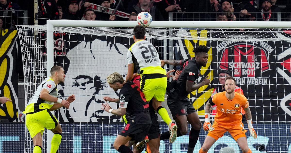 Impecable cabezazo del pampeano para abrir el marcador